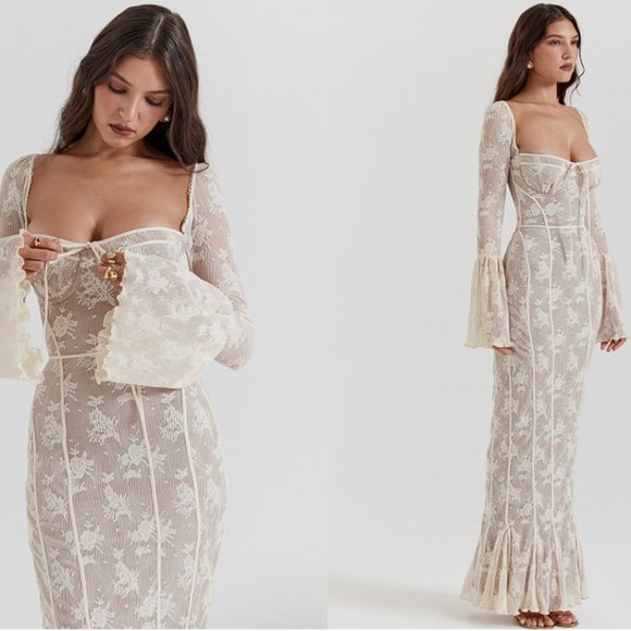 HOUSE OF CB 'Delilah' Vintage Cream Lace Maxi Dress NWOT - Picture 3 of 9